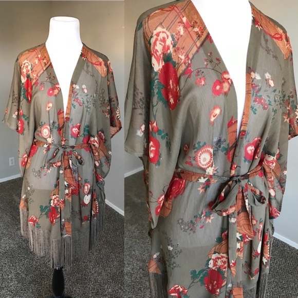 Kimchi Blue Other - Kimchi Blue Fringe Kimono Robe